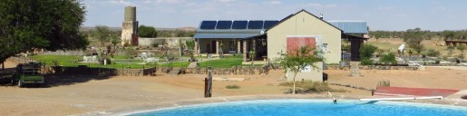 Alte-Kalkofen_Pool-und-Haupthaus