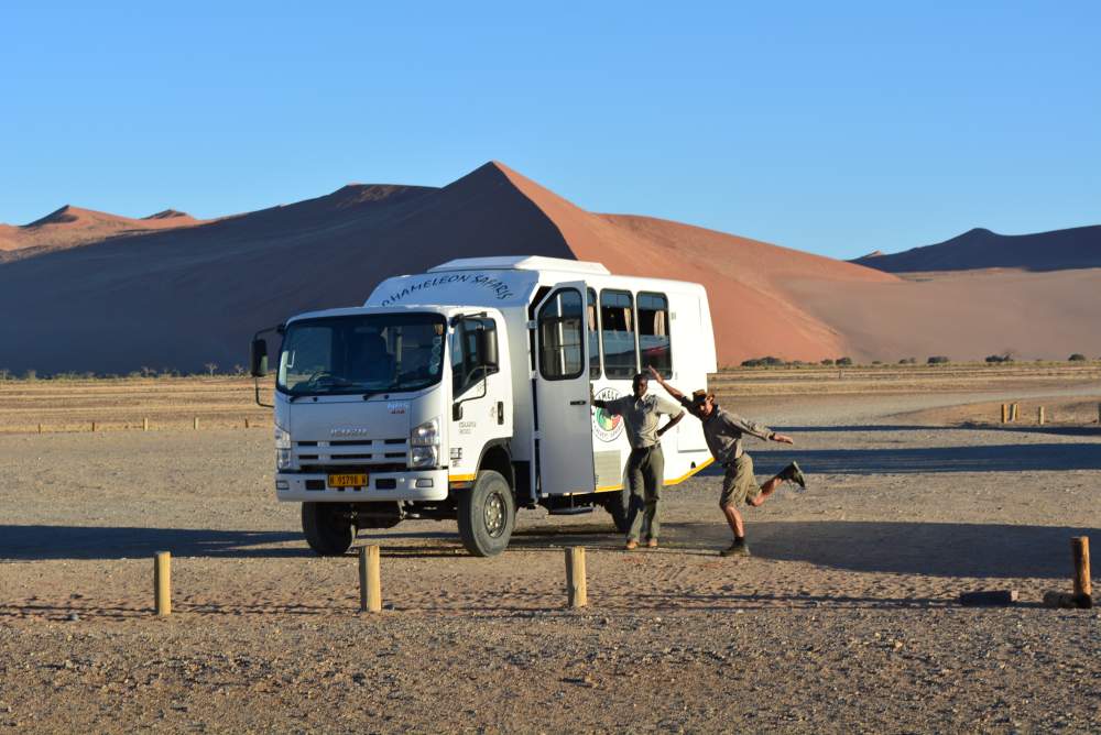 Namibia Gruppenreisen - Safari-Fahrzeug